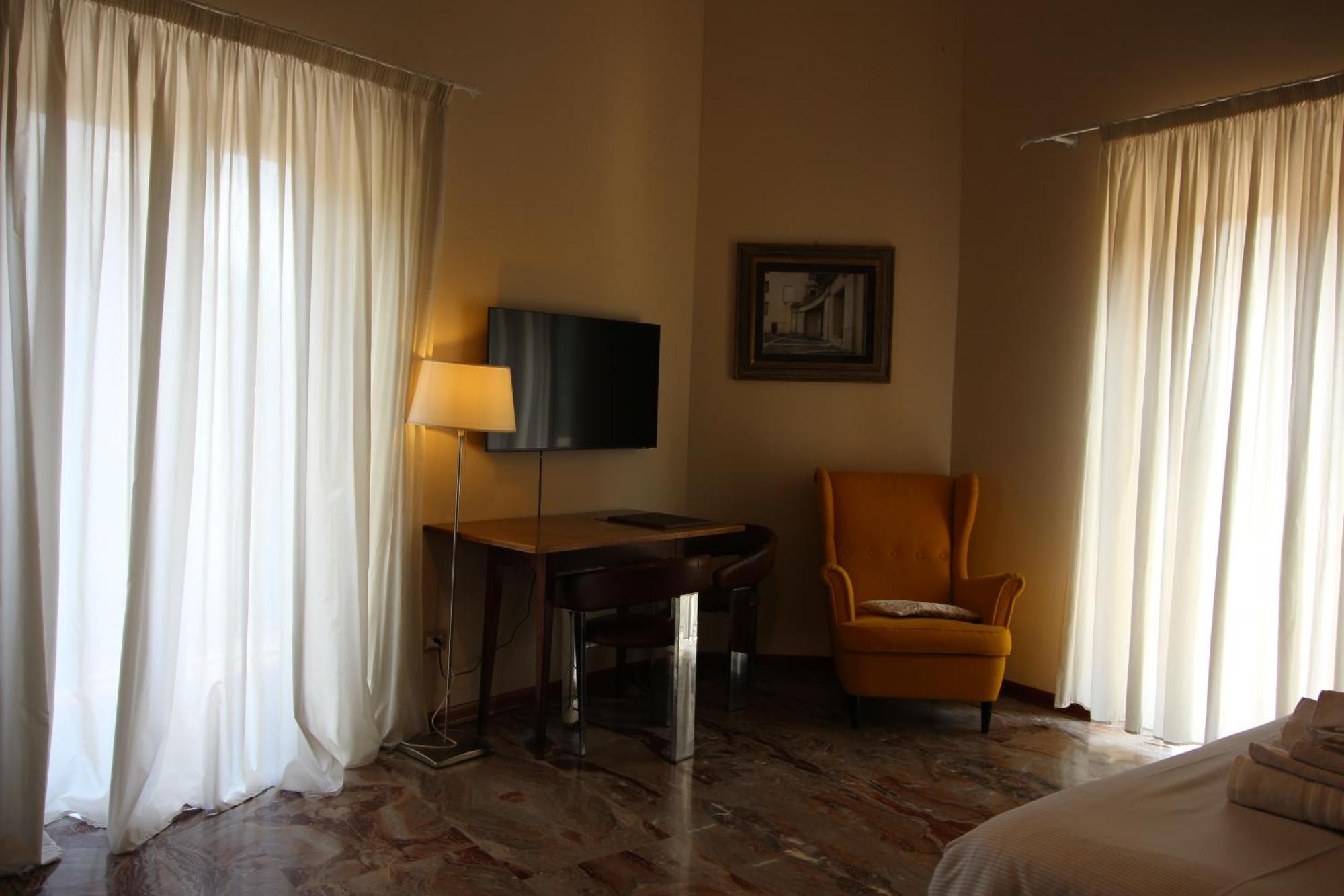 Hotel Le Stanze Dei Doria Valmontone Esterno foto