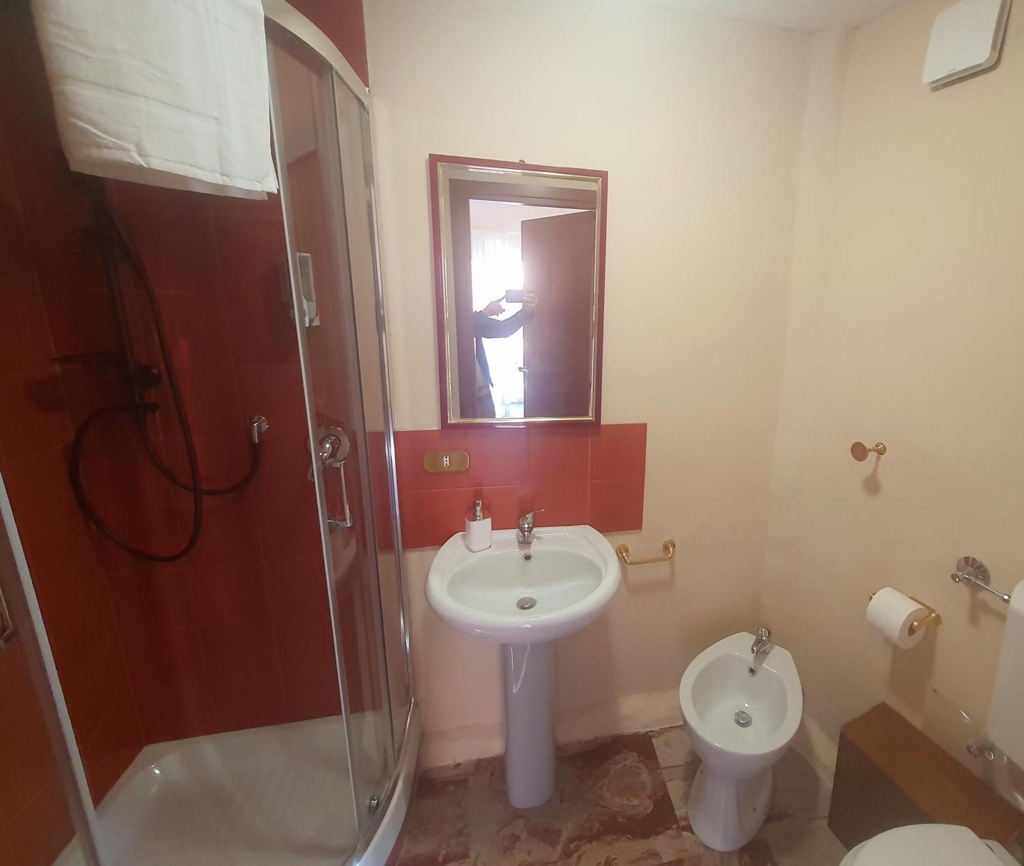 Hotel Le Stanze Dei Doria Valmontone Esterno foto